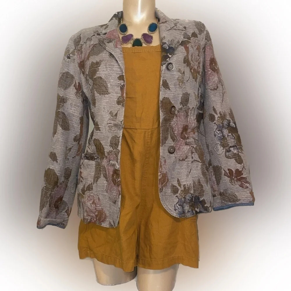 J. Jill Floral Textured Blazer in Taupe with Brown and Pink Accents